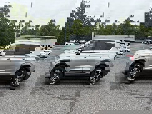 Used 2023 Hyundai Santa Fe SEL image 6