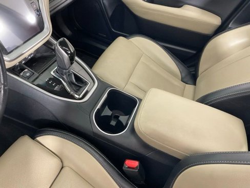 Used 2020 Subaru Outback Limited image 15