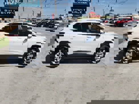 New 2026 Chevrolet Trax LS w/ LS Convenience Package image 3