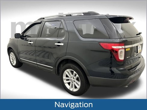 Used 2014 Ford Explorer XLT w/ Equipment Group 202A image 9