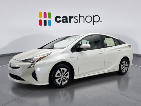 Used 2017 Toyota Prius Two image 1
