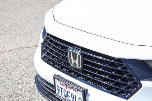 Certified 2025 Honda Accord LX image 6