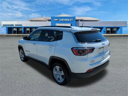 Used 2023 Jeep Compass Latitude image 6