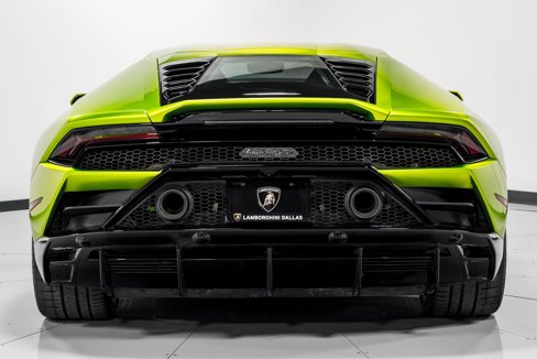 Used 2023 Lamborghini Huracan EVO image 4
