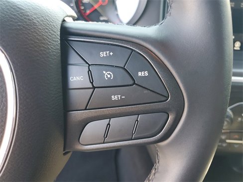 Used 2022 Dodge Charger SXT w/ Blacktop Package image 12