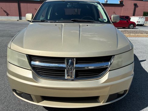 Used 2010 Dodge Journey SXT w/ Flexible Seating Group image 2
