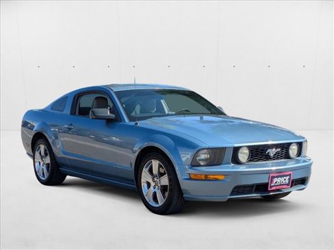 Used 2007 Ford Mustang GT image 3