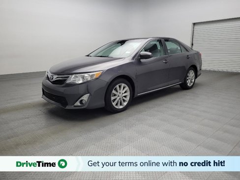 Used 2014 Toyota Camry XLE image 1