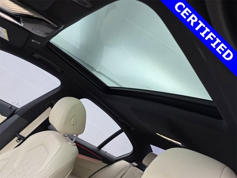 Certified 2022 BMW 530i w/ Premium Package image 12