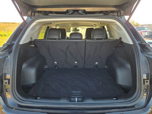 Used 2022 Jeep Compass Trailhawk image 29