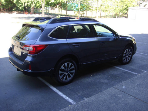 Used 2017 Subaru Outback 3.6R Limited w/ Popular Package #5 image 6