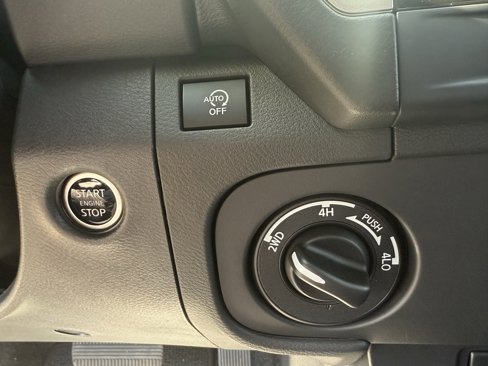 New 2025 Nissan Frontier SV w/ Tailgate Accent Package image 18
