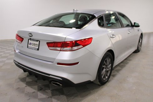 Used 2020 Kia Optima LX image 25