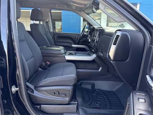 Used 2017 Chevrolet Silverado 1500 LT w/ Midnight Edition image 29