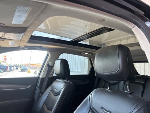 Used 2017 Cadillac XT5 Luxury image 9