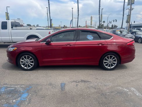 Used 2017 Ford Fusion SE w/ Fusion SE Technology Package image 6