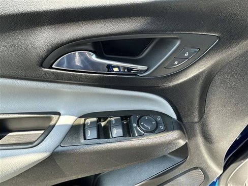 Certified 2023 Chevrolet Equinox LS w/ LPO, Floor Liner Package image 23