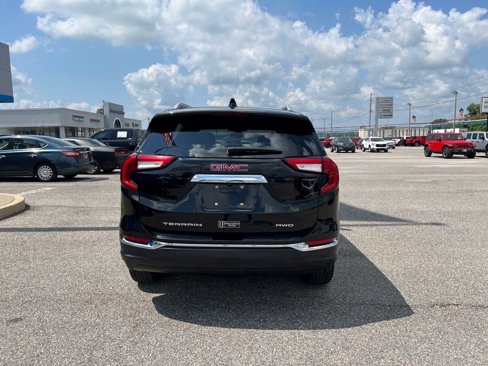 Certified 2024 GMC Terrain SLT image 4
