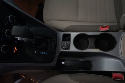 Used 2015 Ford Escape SE image 16