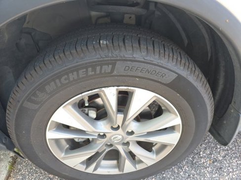 Used 2018 Nissan Murano SL w/ Moonroof Package image 37