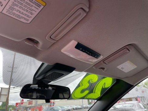 Certified 2023 Nissan Kicks SR image 22