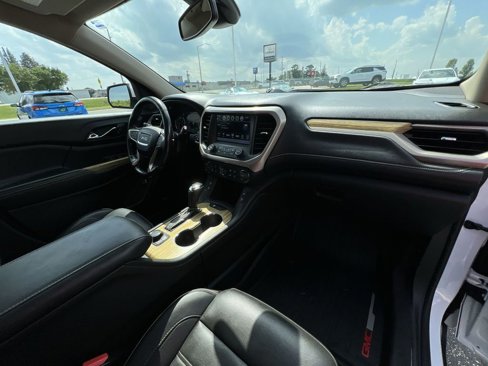 Used 2017 GMC Acadia Denali w/ Technology Package image 29