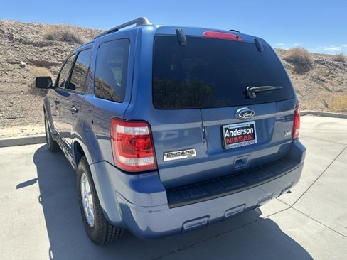 Used 2010 Ford Escape XLT image 8