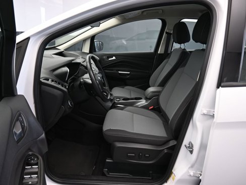 Used 2017 Ford C-MAX SE image 11