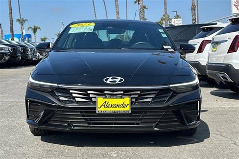 Used 2025 Hyundai Elantra Sport image 9