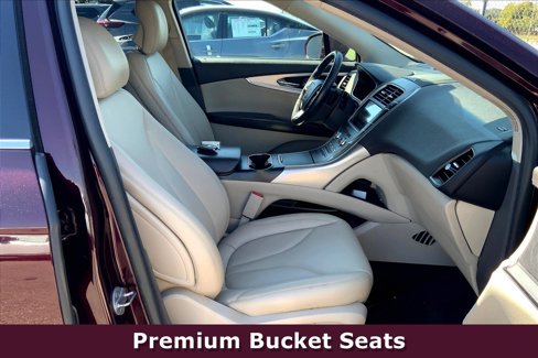 Used 2019 Lincoln Nautilus FWD image 7