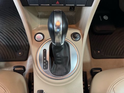 Used 2014 Volkswagen Beetle 1.8T image 19