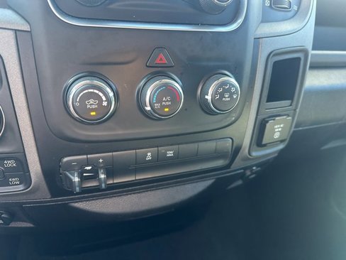 Used 2018 RAM 1500 Express image 24