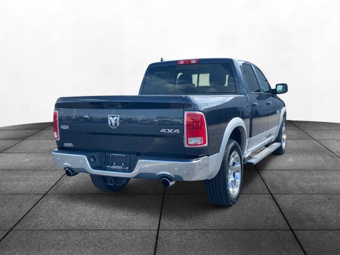 Used 2016 RAM 1500 Laramie w/ Convenience Group image 7
