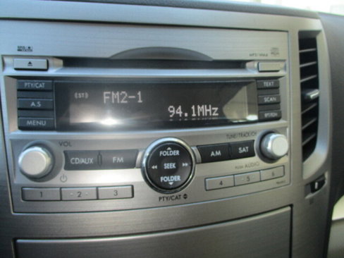 Used 2011 Subaru Outback 2.5i Premium w/ All-Weather Pkg image 28