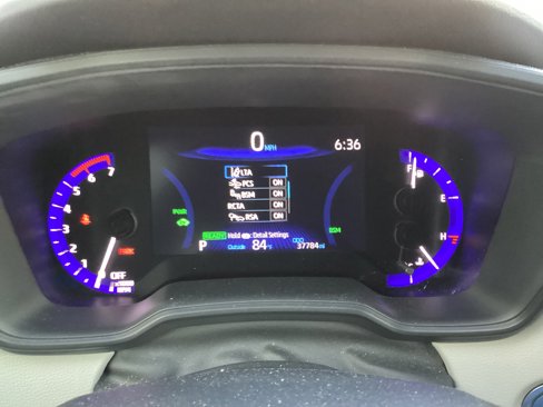 Certified 2021 Toyota Corolla LE image 31