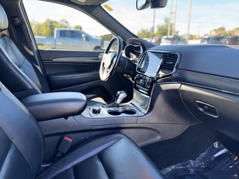 Used 2020 Jeep Grand Cherokee Limited image 11