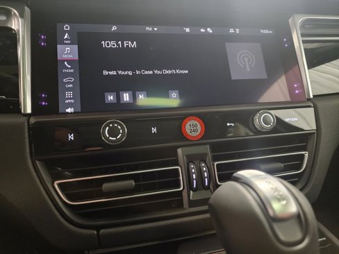 Used 2025 Porsche Macan image 19