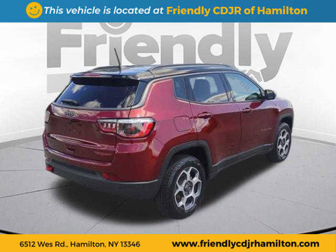 Used 2022 Jeep Compass Trailhawk image 6