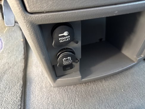 Used 2010 Chrysler Town & Country Touring image 25