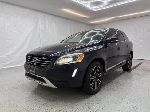 Used 2017 Volvo XC60 T5 Dynamic w/ Preferred Option Package image 7