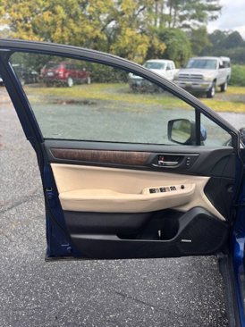 Used 2017 Subaru Outback 3.6R Limited image 11