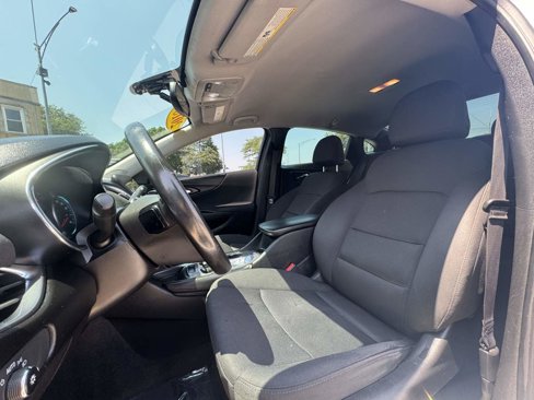 Used 2018 Chevrolet Malibu LT image 10