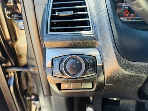 Used 2019 Ford Explorer XLT w/ Equipment Group 202A image 15