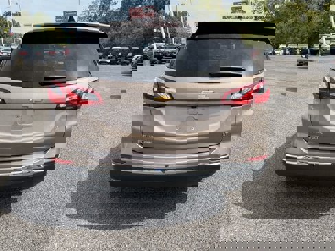 Used 2018 Chevrolet Equinox LT image 8