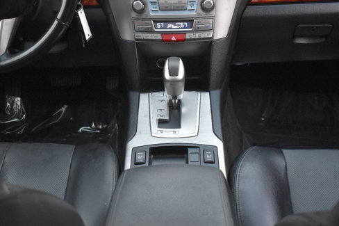 Used 2011 Subaru Outback 3.6R Limited image 31