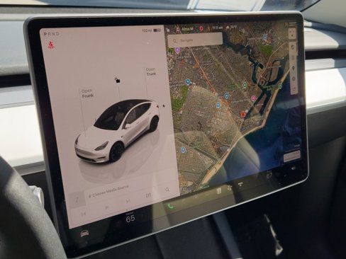 Used 2022 Tesla Model Y Performance image 15