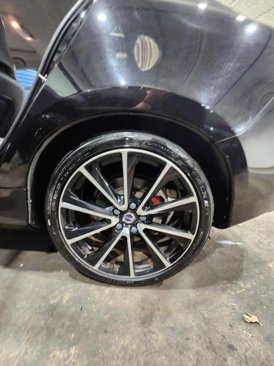 Used 2018 Volvo S60 T5 Dynamic w/ Vision Package image 12