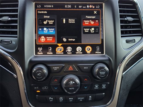 Used 2017 Jeep Grand Cherokee Overland image 22