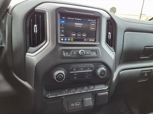 Used 2022 Chevrolet Silverado 1500 Custom image 26