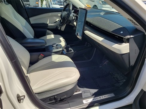 Used 2021 Ford Mustang Mach-E Premium image 15